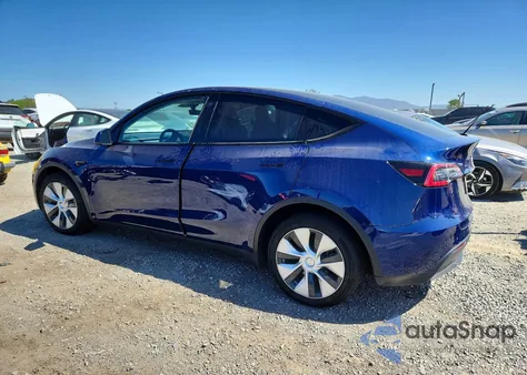 2022 Tesla Model Y из США, поврежденный, VIN 7SAYGDEE3NF442194